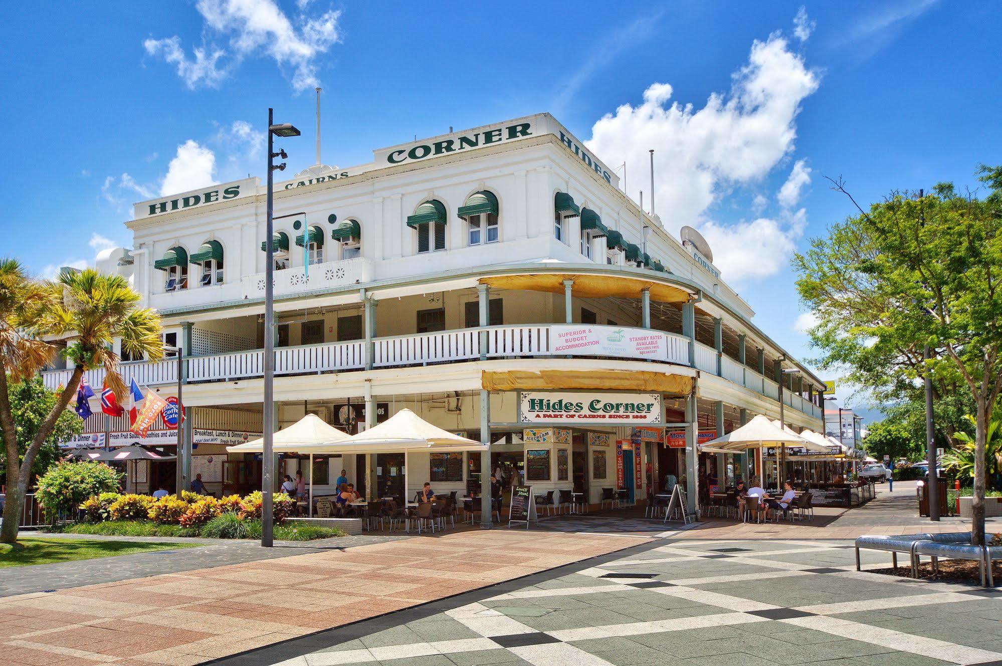 Hides Hotel Cairns Exterior photo